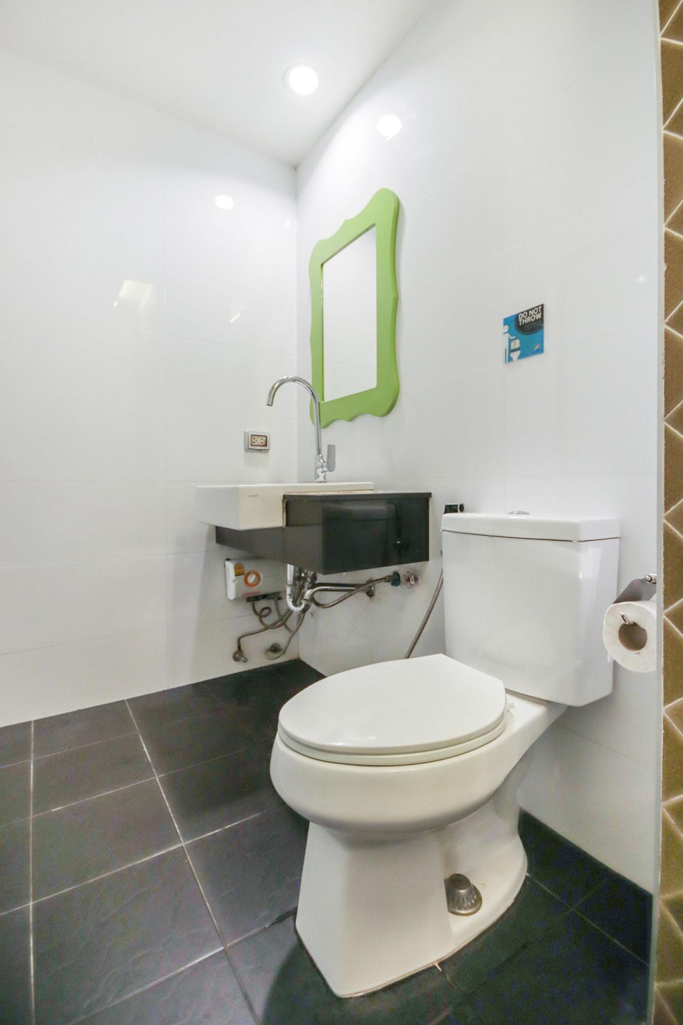 Oyo 1074 Fin Hostel Παραλία Κάτα Εξωτερικό φωτογραφία