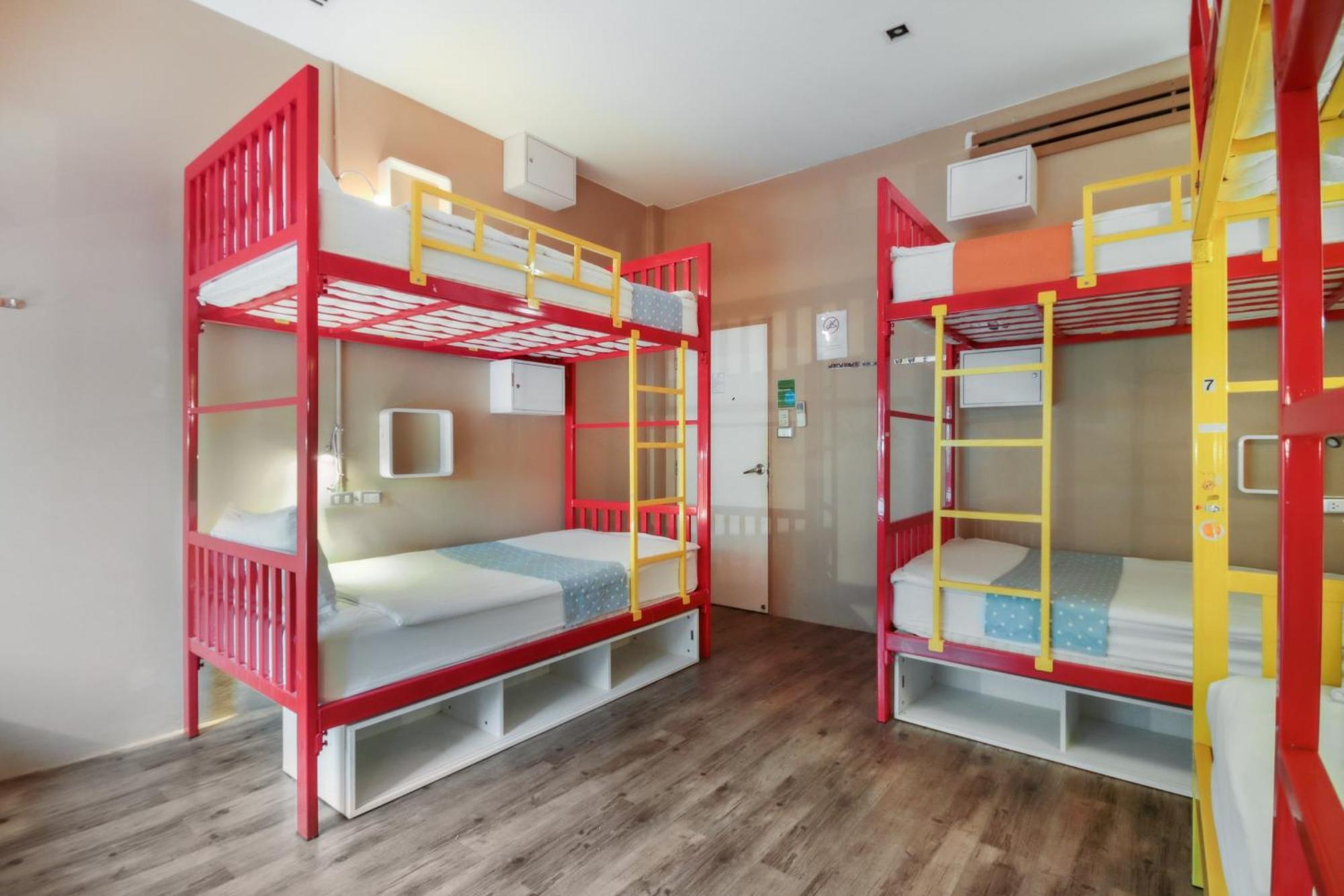 Oyo 1074 Fin Hostel Παραλία Κάτα Εξωτερικό φωτογραφία
