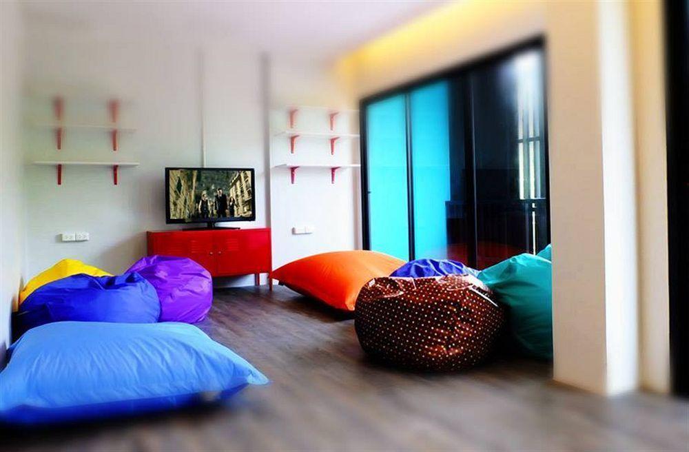 Oyo 1074 Fin Hostel Παραλία Κάτα Εξωτερικό φωτογραφία